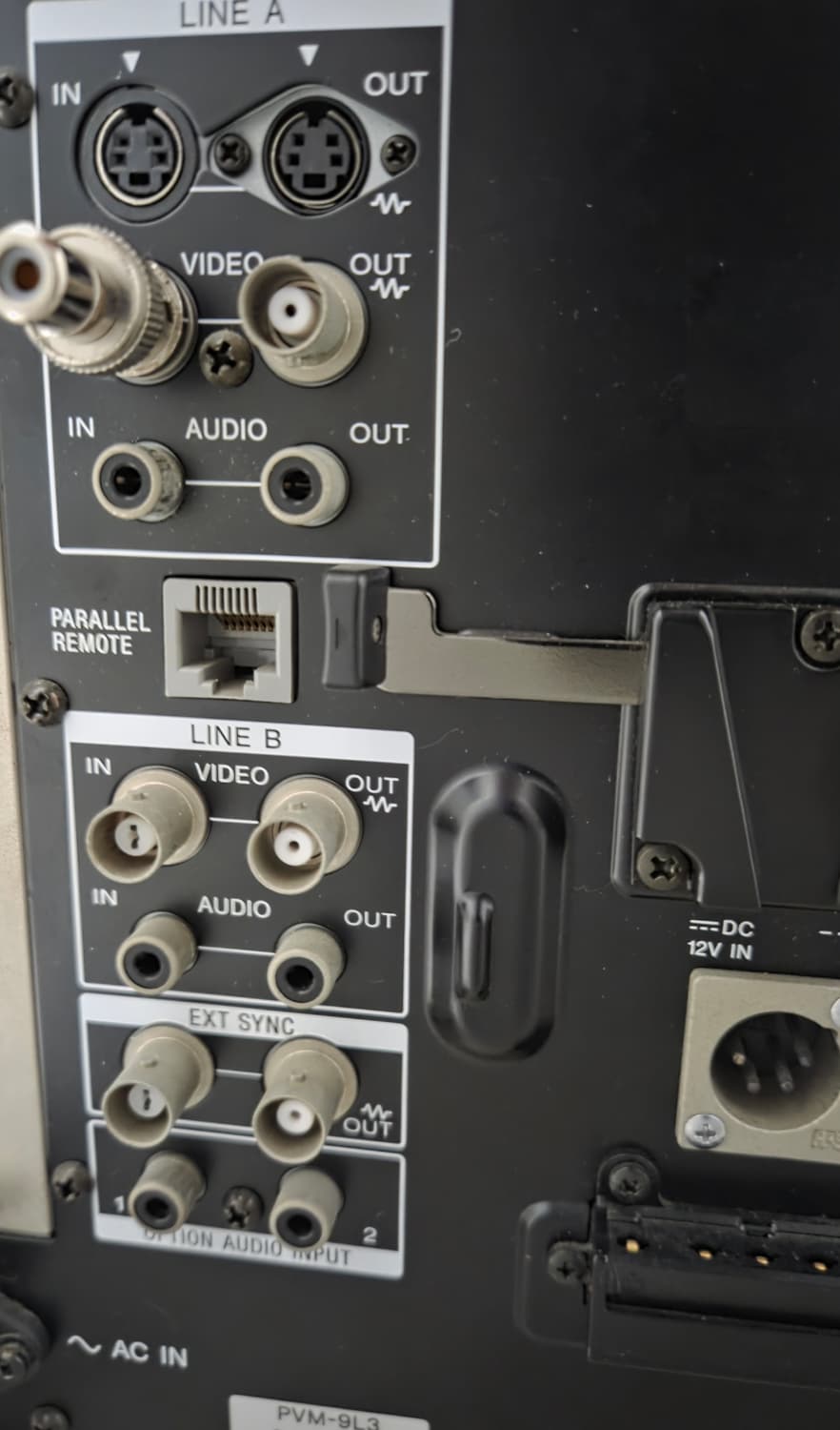 소니 9인치 방송용 모니터 PVM-9L3 상품이미지5