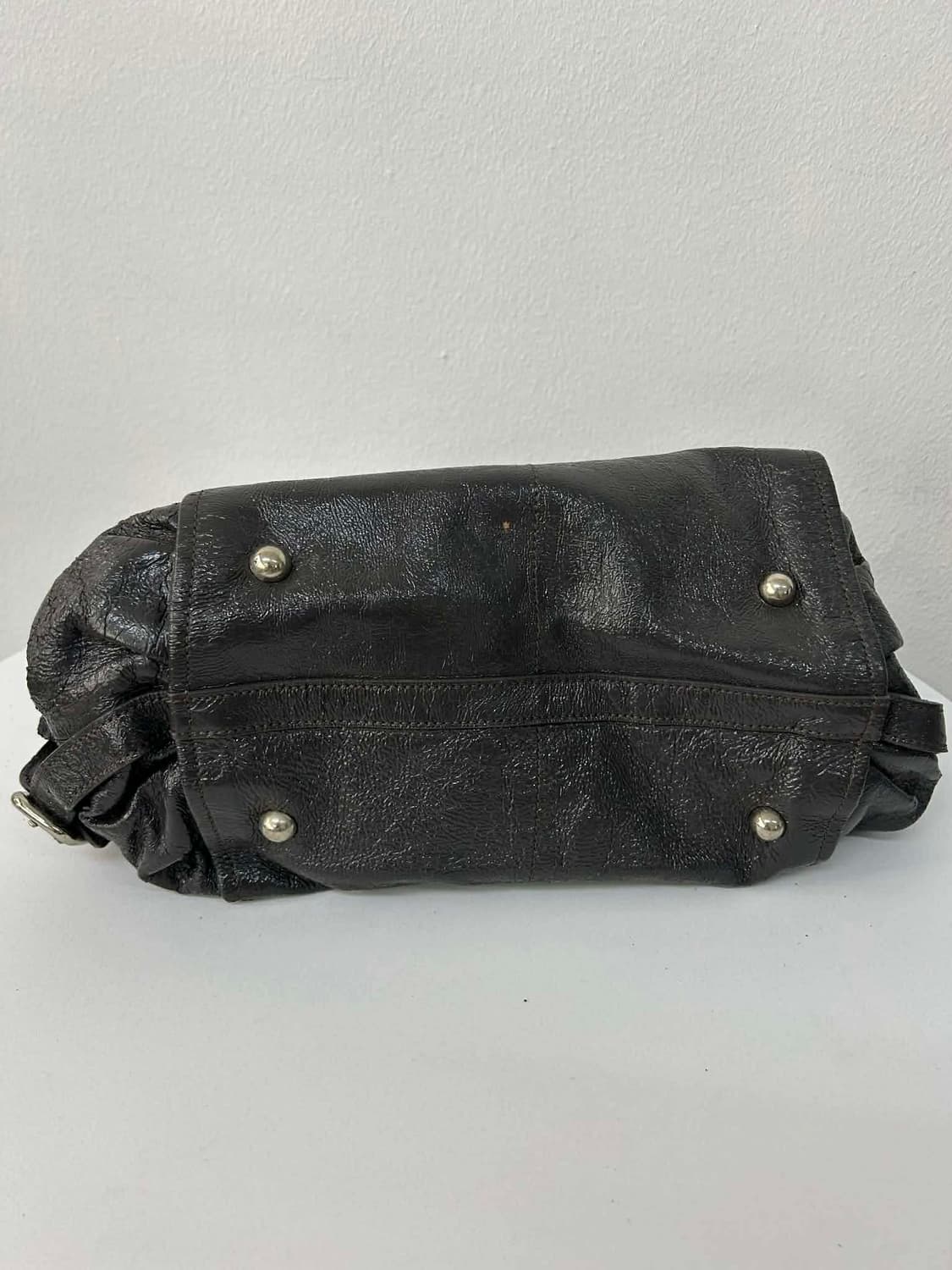 토즈 에나멜 가죽 보스톤 숄더 토트백 상품이미지5