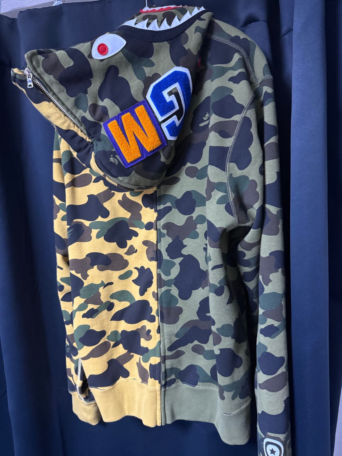 베이프 하프카모 후드집업 상품이미지3