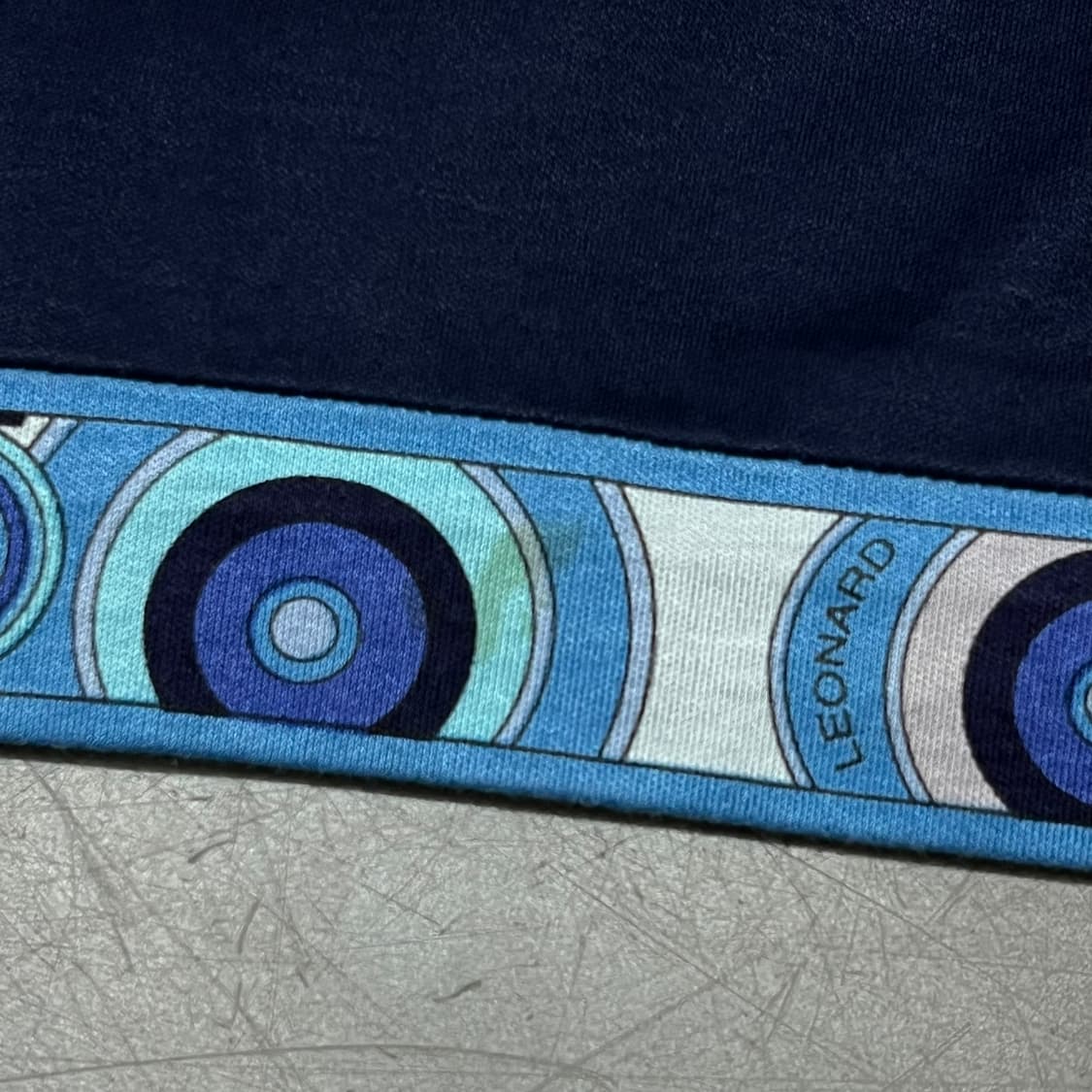  레오나드 패턴 바인딩 반팔티 y15878 상품이미지5