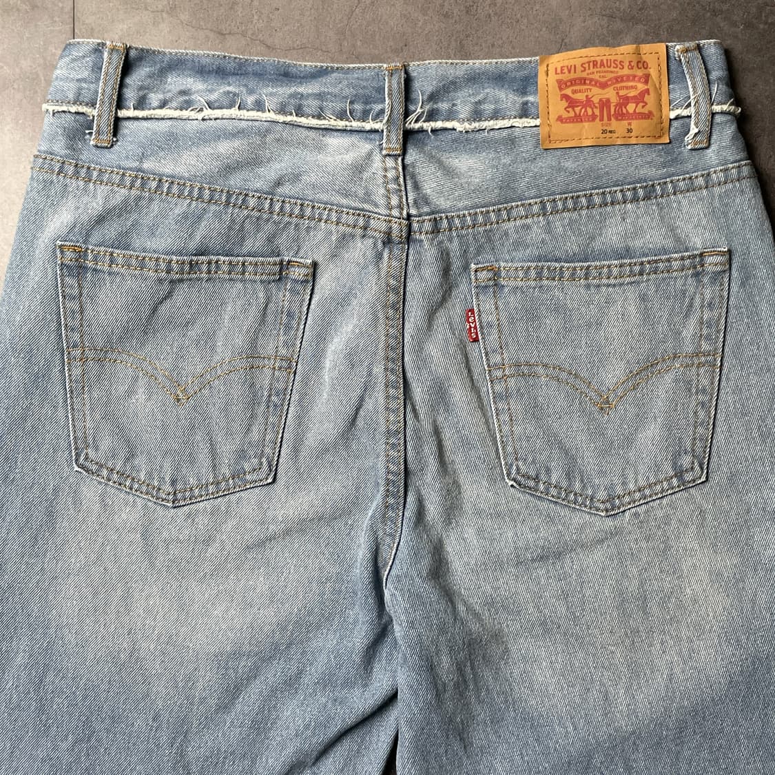 LEVI'S 리바이스511 슬림핏 컷오프 데님 하프팬츠 A01234 상품이미지7