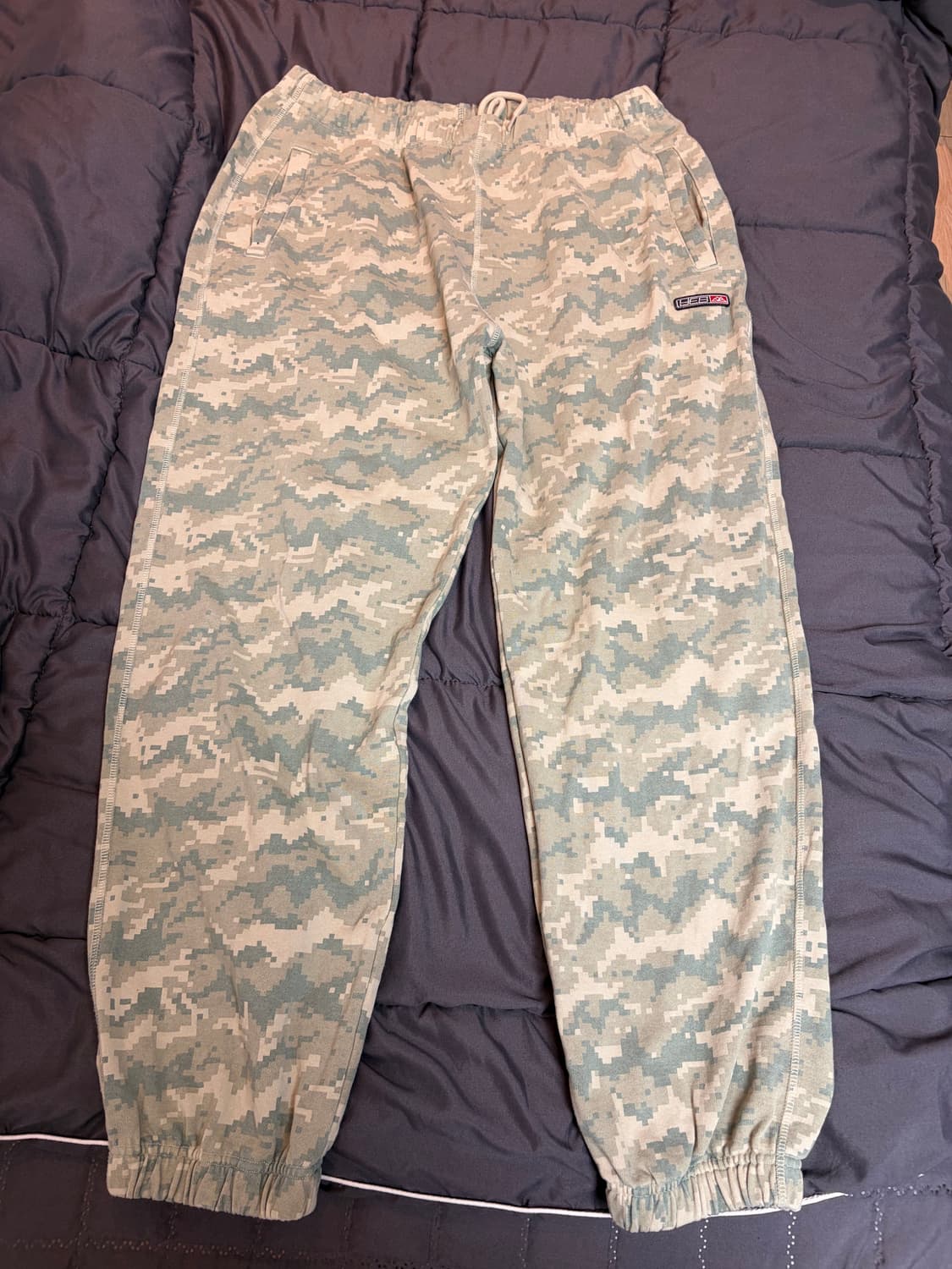 [L] 예스아이씨 디지털카모 스웻팬츠 상품이미지1