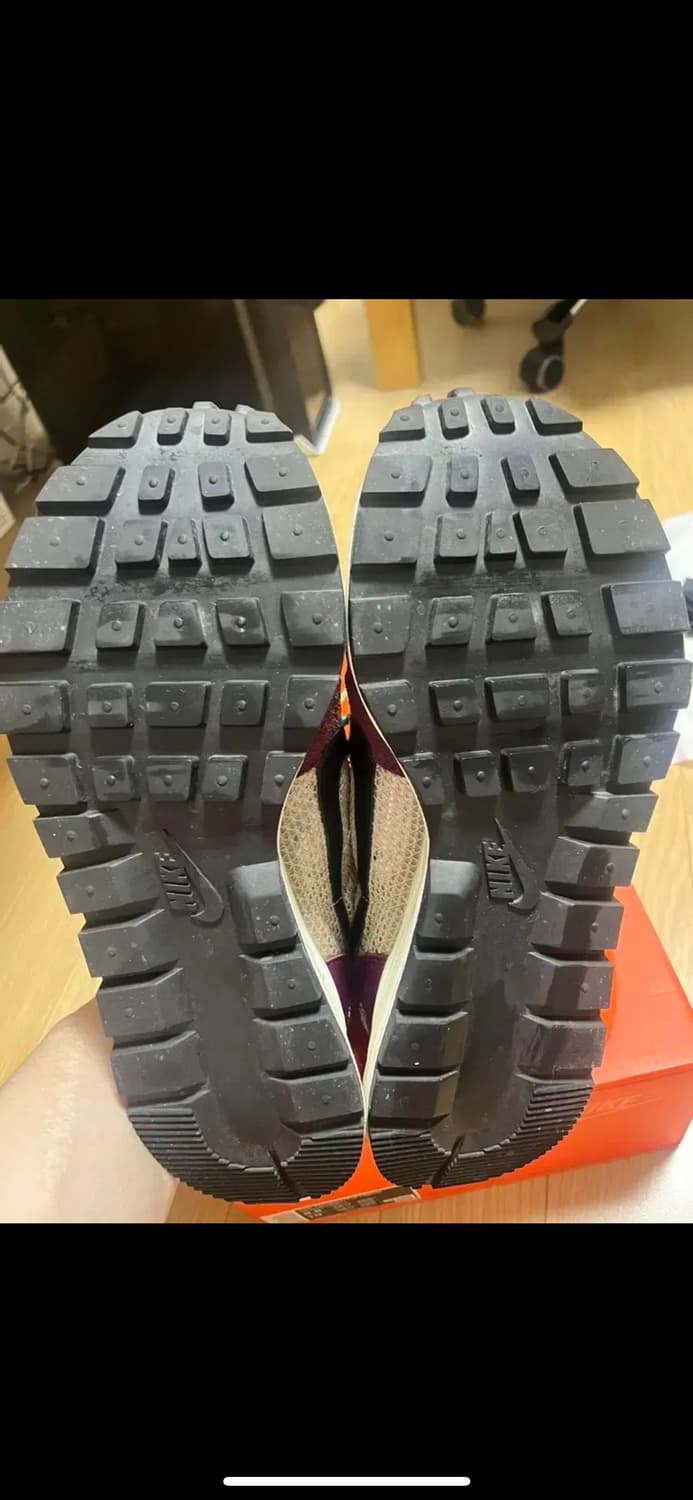 (풀박) 나이키 베이퍼 사카이와플 265 빌런레드 팝니다. 상품이미지3