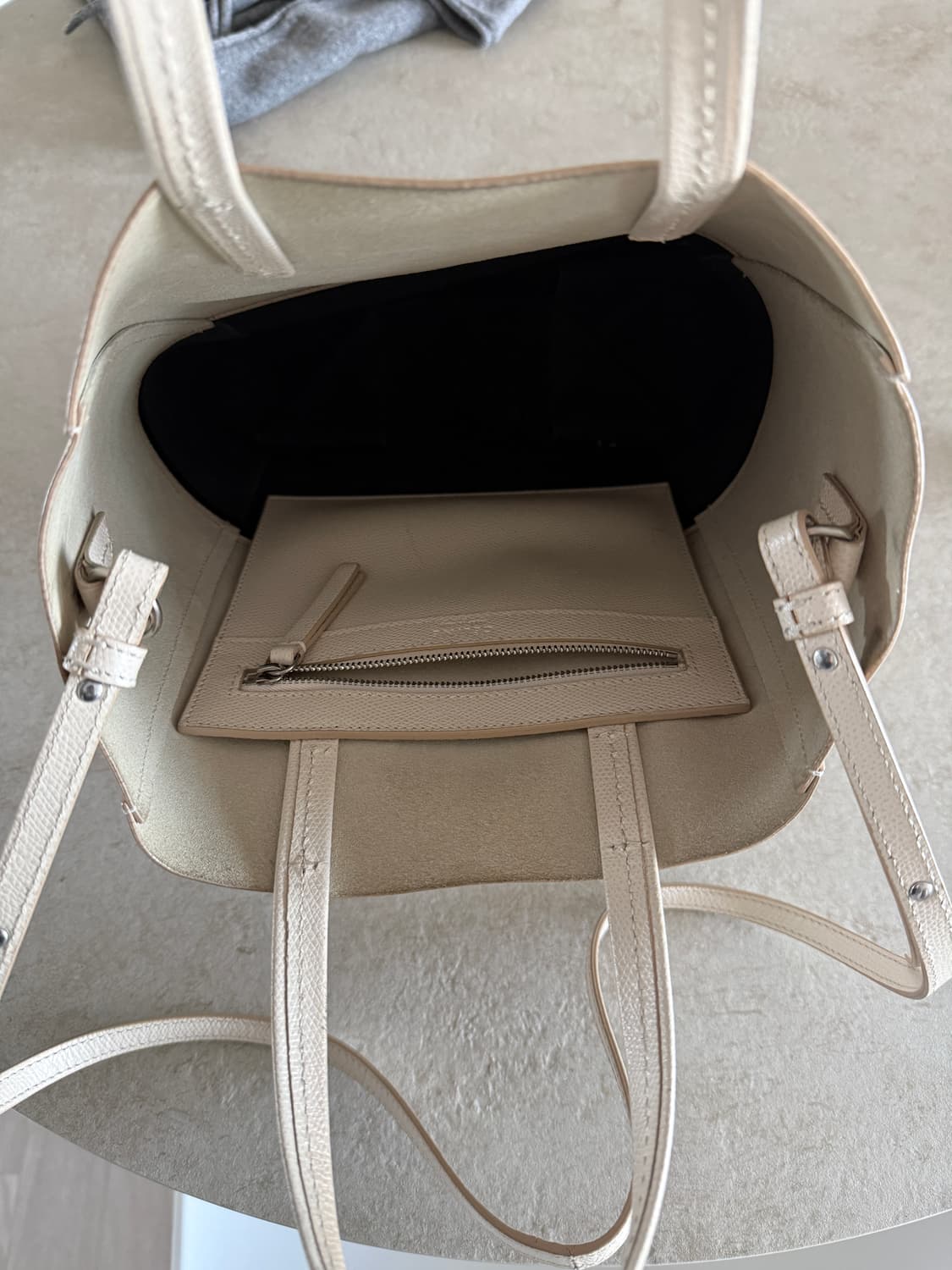 셀린느 투톤 카바스백 크림블랙 올드셀린느 상품이미지5