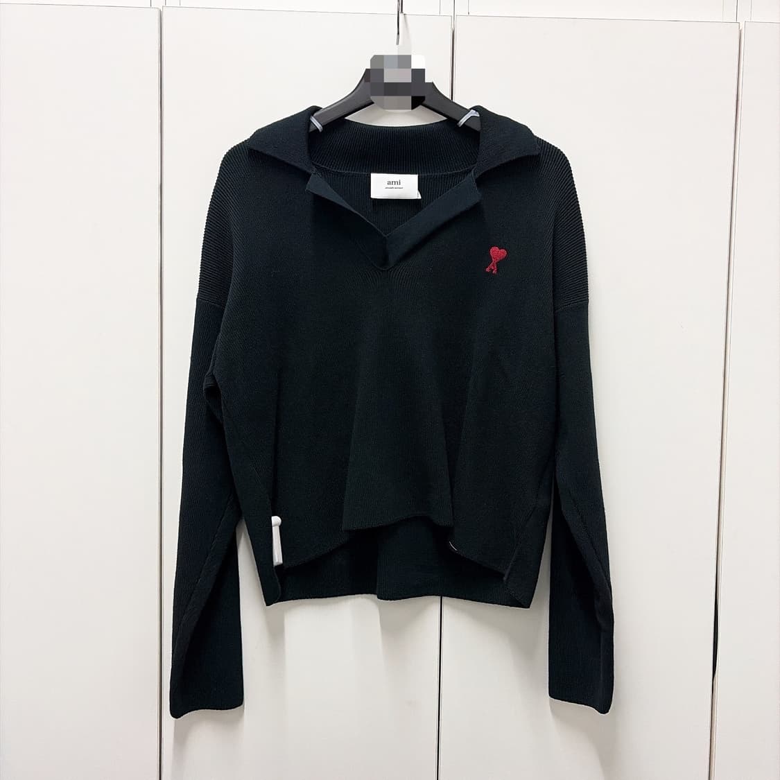 (정품/새상품) AMI 아미 여성 블랙 하트 로고 폴로 니트 상품이미지1