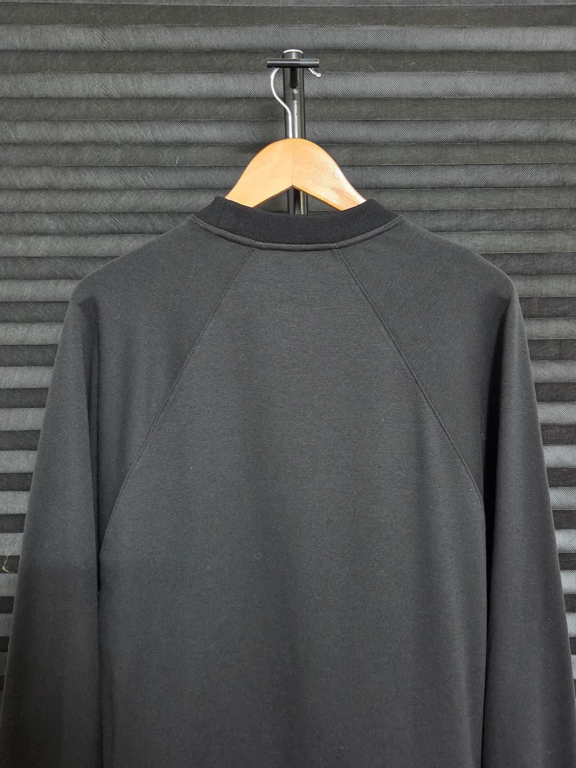 (정품) [시스템 옴므] 아트워크 프린트 프링지 맨투맨 | 00135 상품이미지5