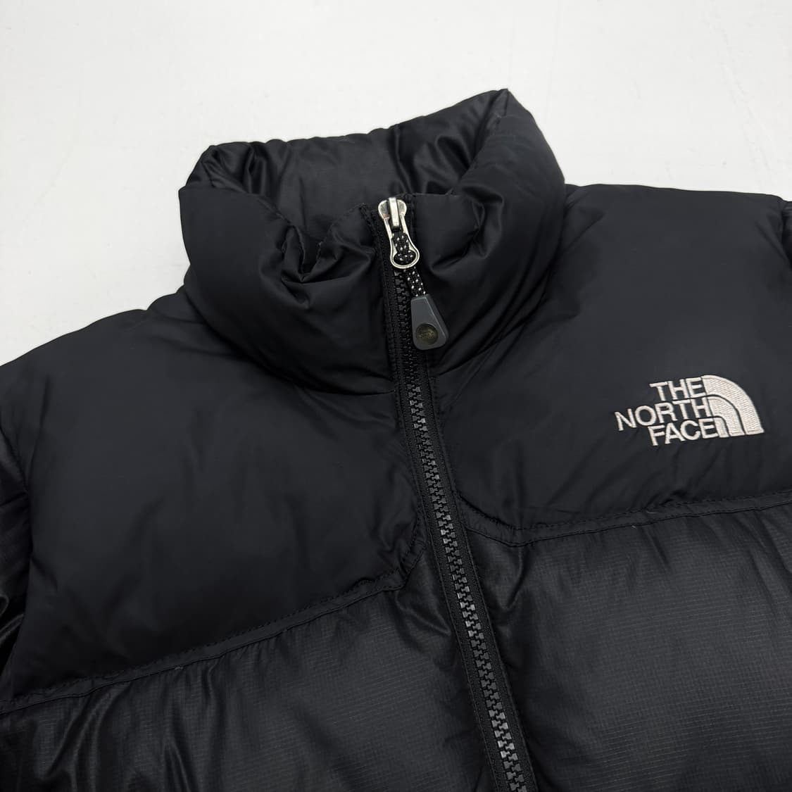 노스페이스 700 눕시 구스다운 푸퍼 패딩 블랙 상품이미지3