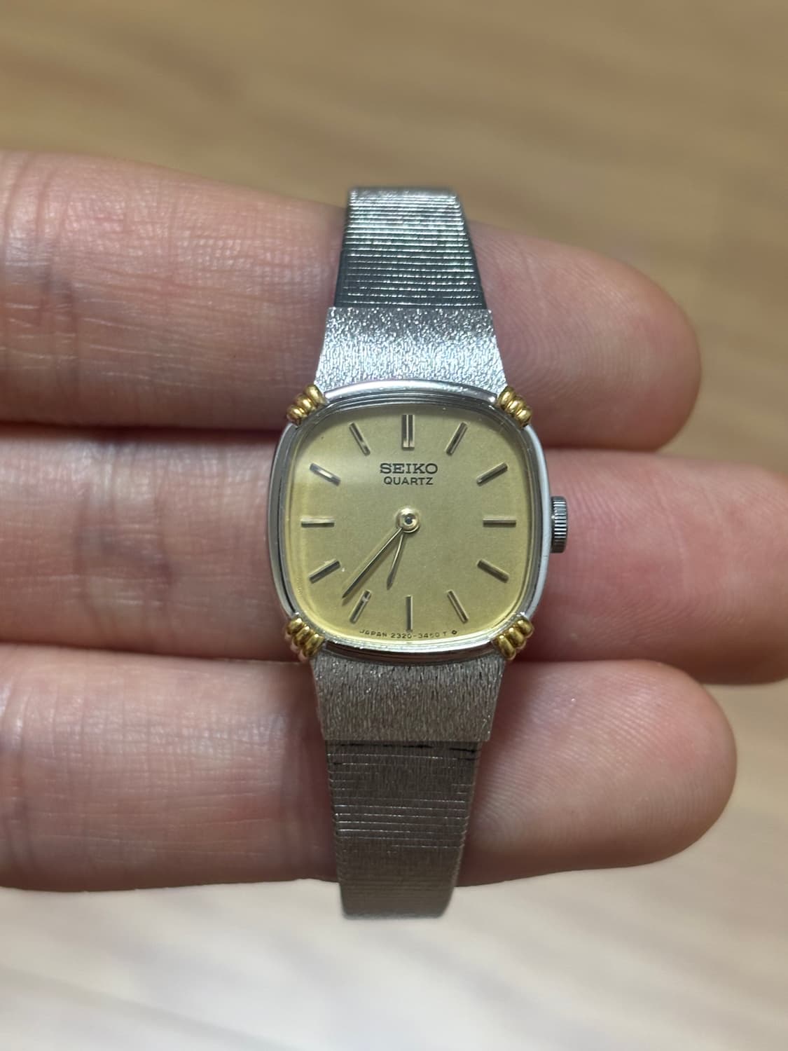 빈티지 세이코 쿼츠 여성시계 18mm 상품이미지1