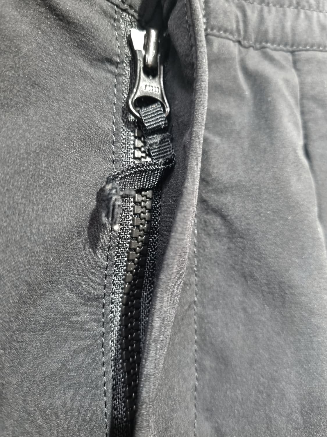 정품) CP컴퍼니 카고 팬츠 상품이미지5