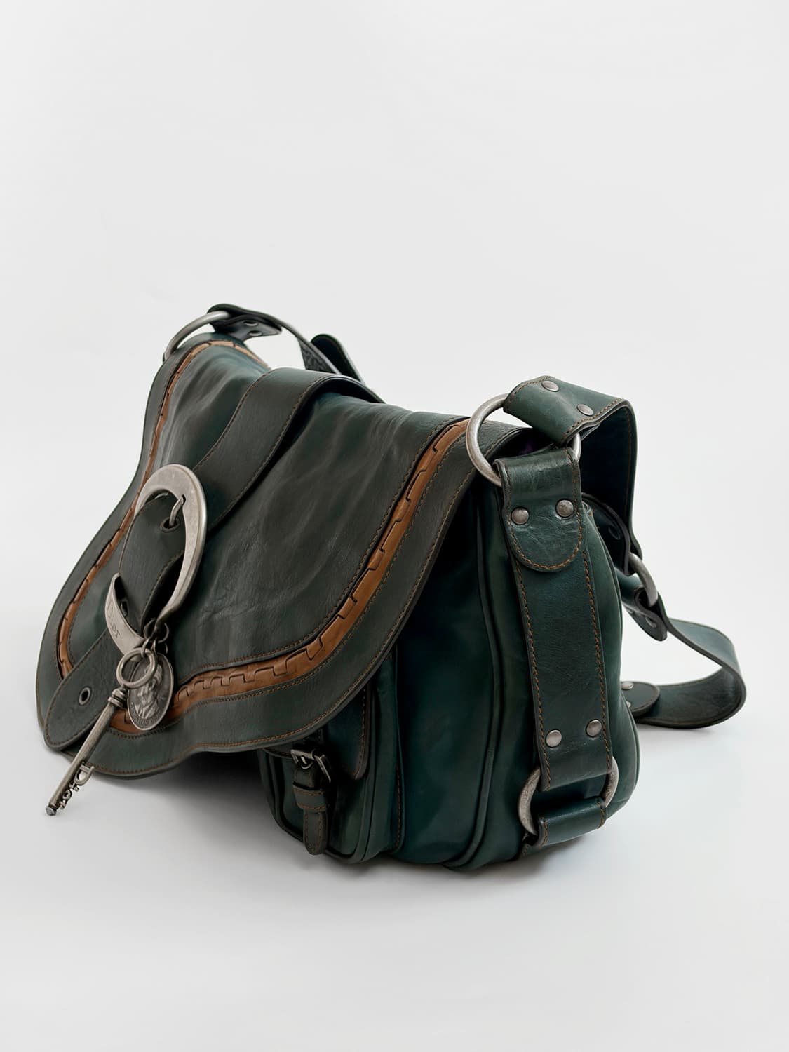 디올 가우초백 판매합니다. 상품이미지3