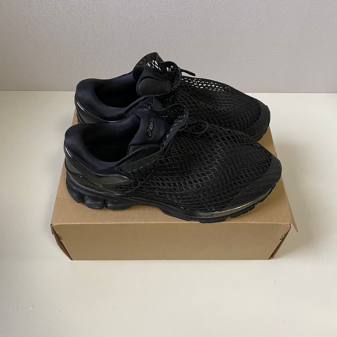 [260] 아식스 x 비비안 웨스트우드 젤 카야노 26 블랙 상품이미지4