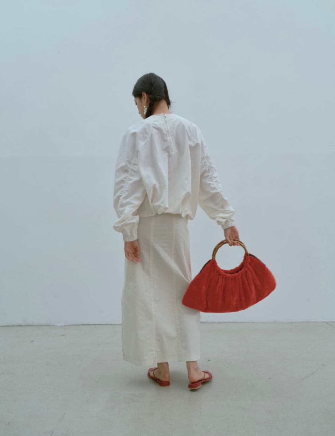 에토스 벌룬 스트링 맨투맨 (차정원 착용) 상품이미지5