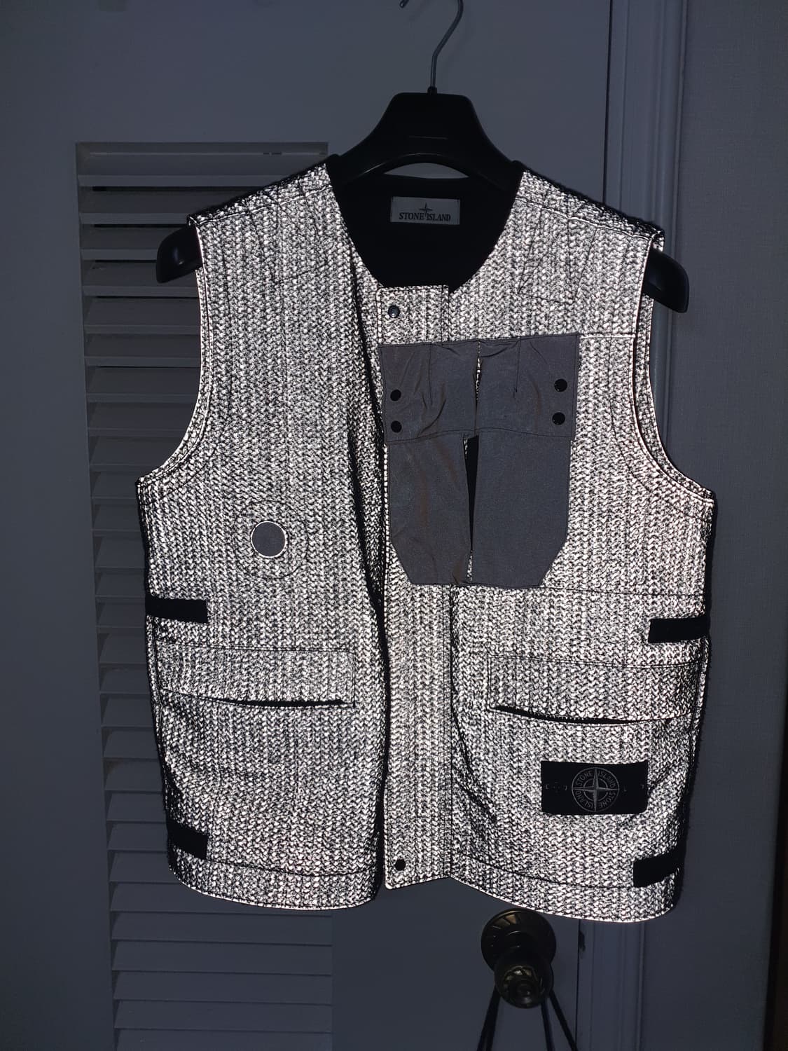 스톤아일랜드 니들펀치 리플렉티브 베스트XL 상품이미지2