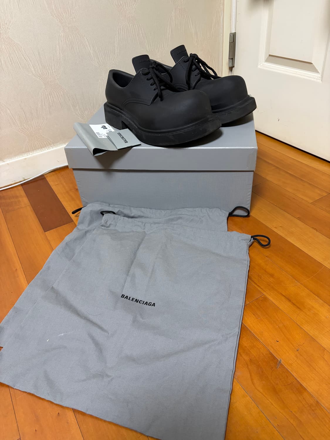 (41) 발렌시아가 스테로이드 더비 블랙 상품이미지2