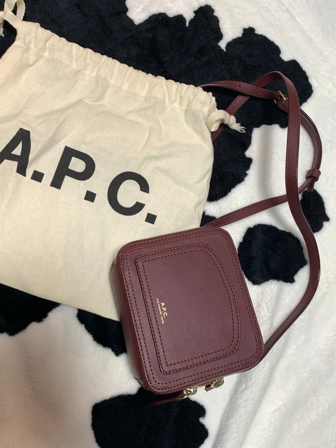 A.P.C. 아페쎄 루이제트 미니백 상품이미지1