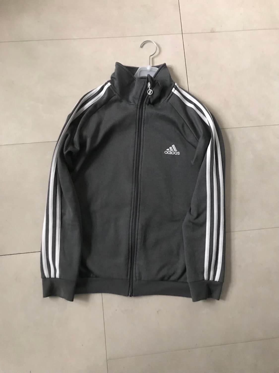 아디다스 그레이 빅로고 져지 상품이미지8