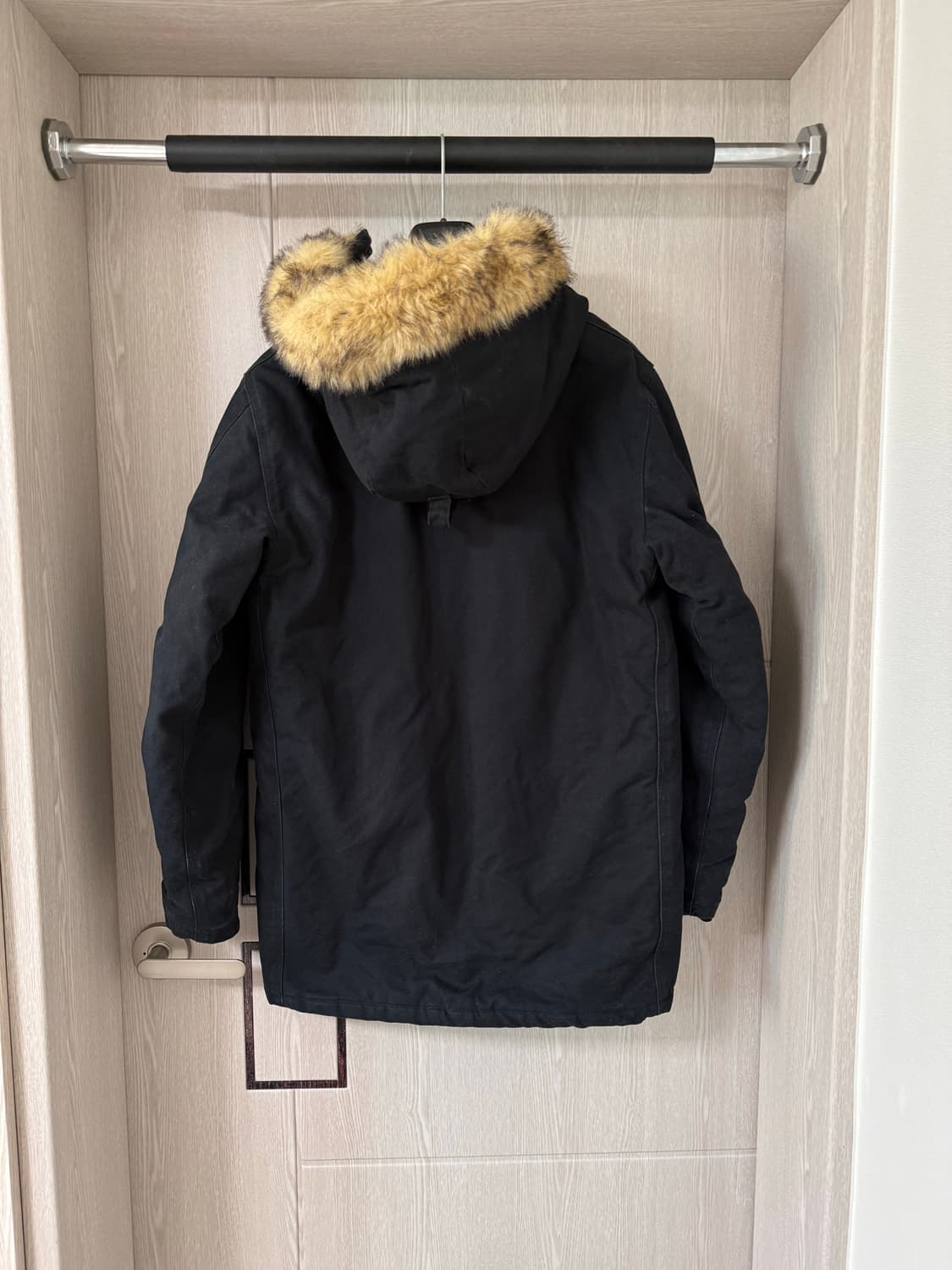 칼하트 블랙 시베리안 파카 상품이미지3