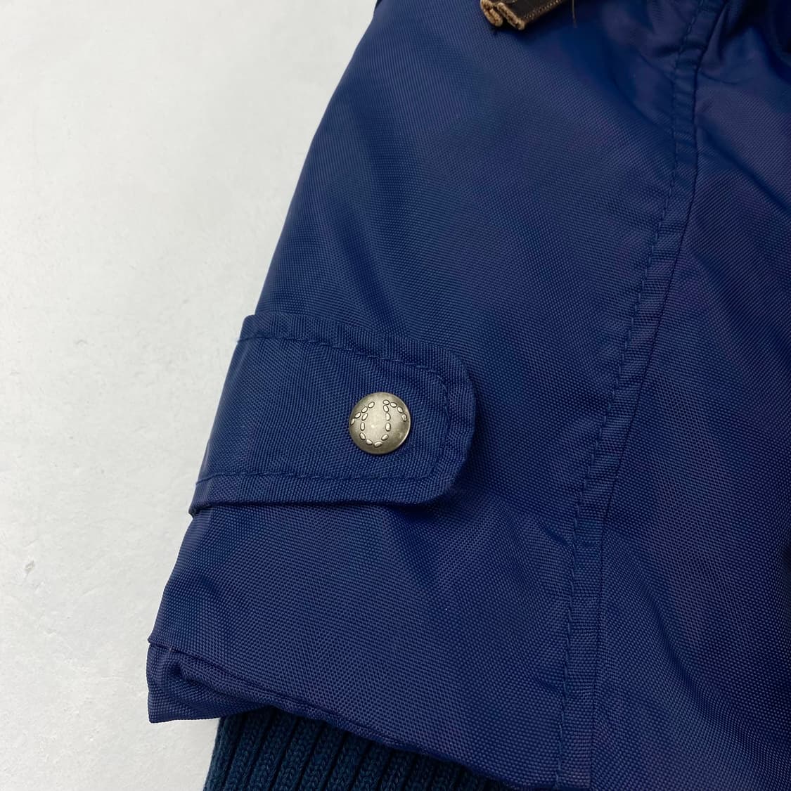 트루릴리전 쿼드 포켓 유틸리티 테크 다운 패딩 (105) 상품이미지5