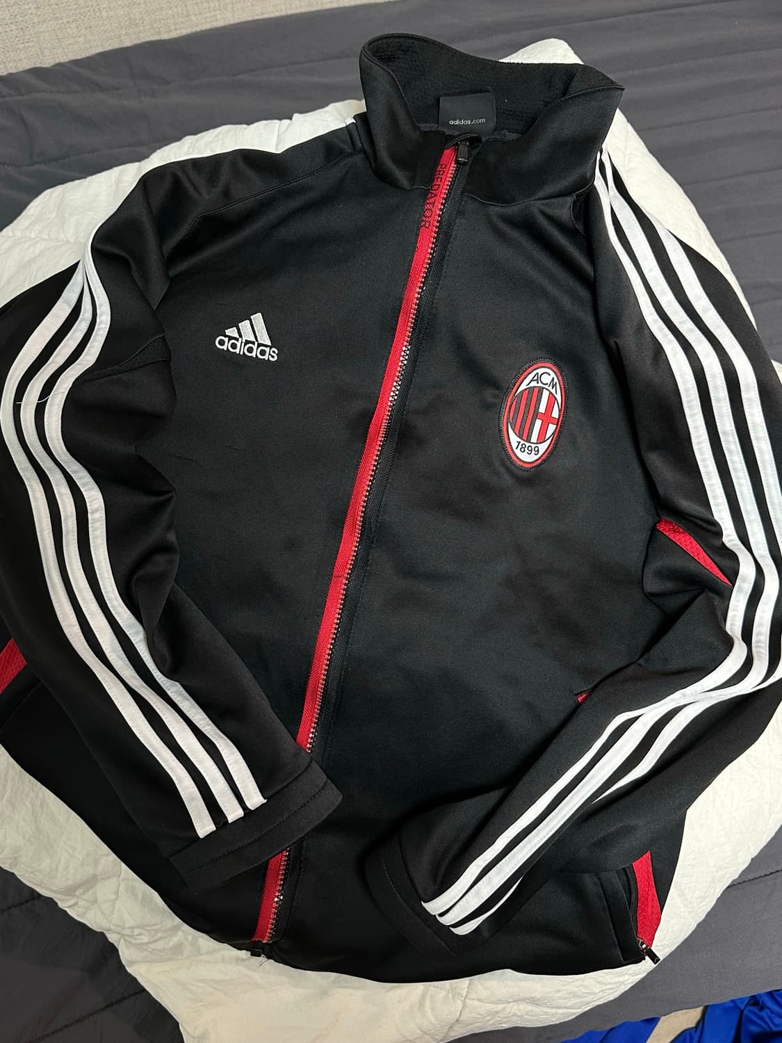 아디다스 AC 밀란 져지 트랙탑 미디움 상품이미지1