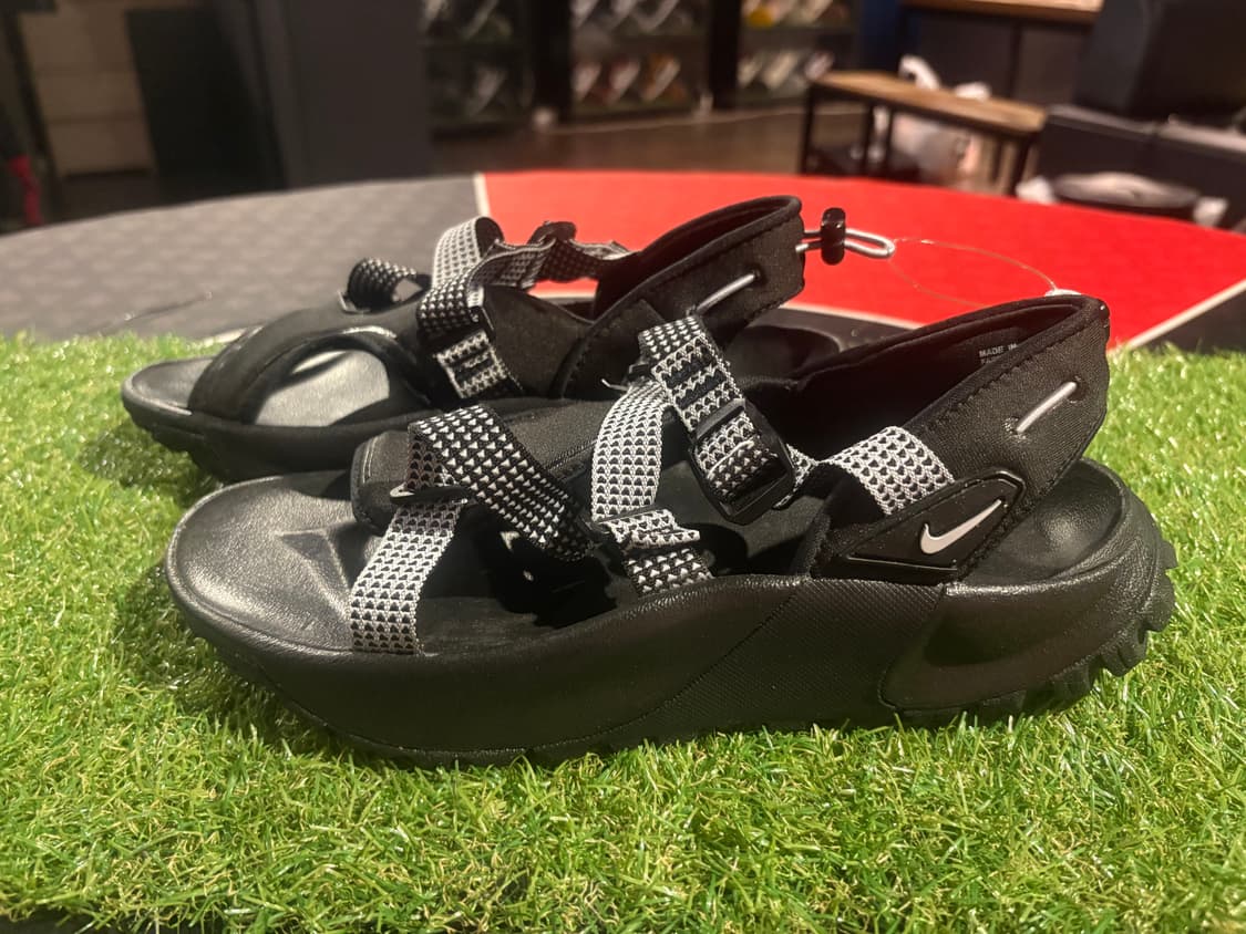 [새상품/260] 나이키 샌들 상품이미지1