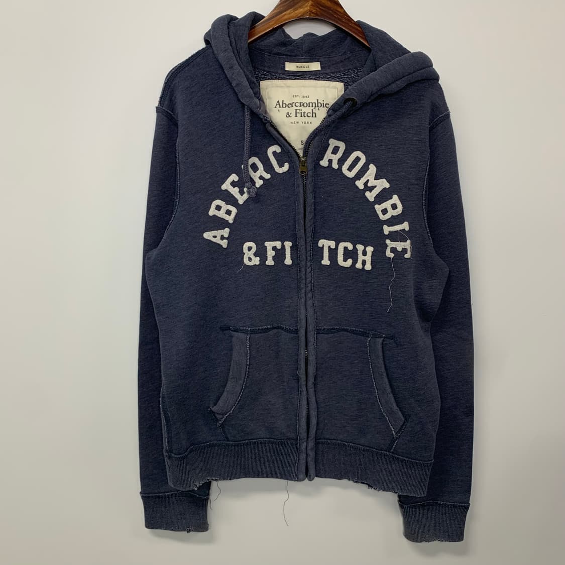 아베크롬비 y2k 와투케 네이비 헤비코튼 후드집업 상품이미지2