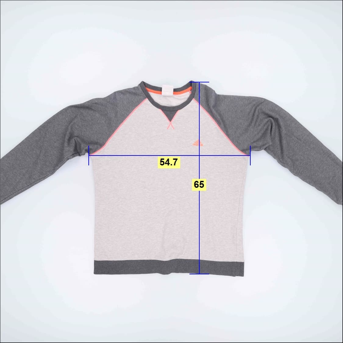 100 아디다스 에센셜베이직 맨투맨 0220H1 상품이미지6