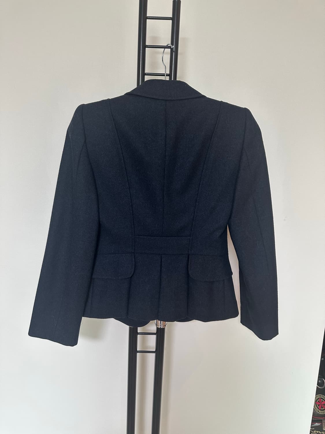 알마니 꼴레지오니  원버튼  울100%숏자켓 -40사이즈 상품이미지5