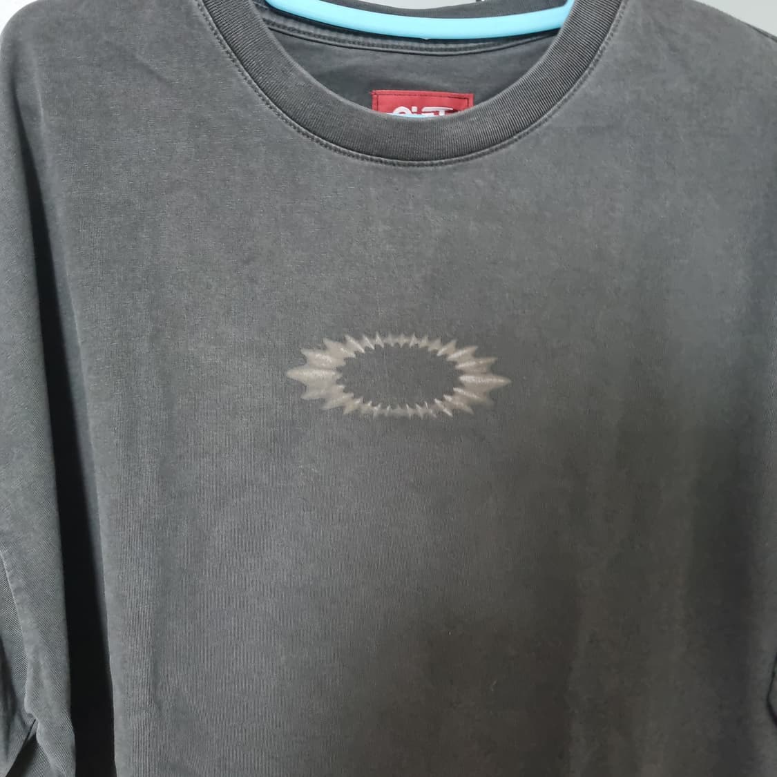 오클리 x 피에트 메탈 2.0 티셔츠 상품이미지4