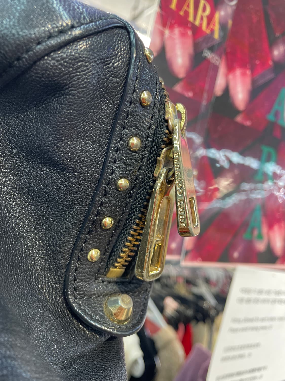 쥬시꾸띄르 염소가죽 스터드백 상품이미지6