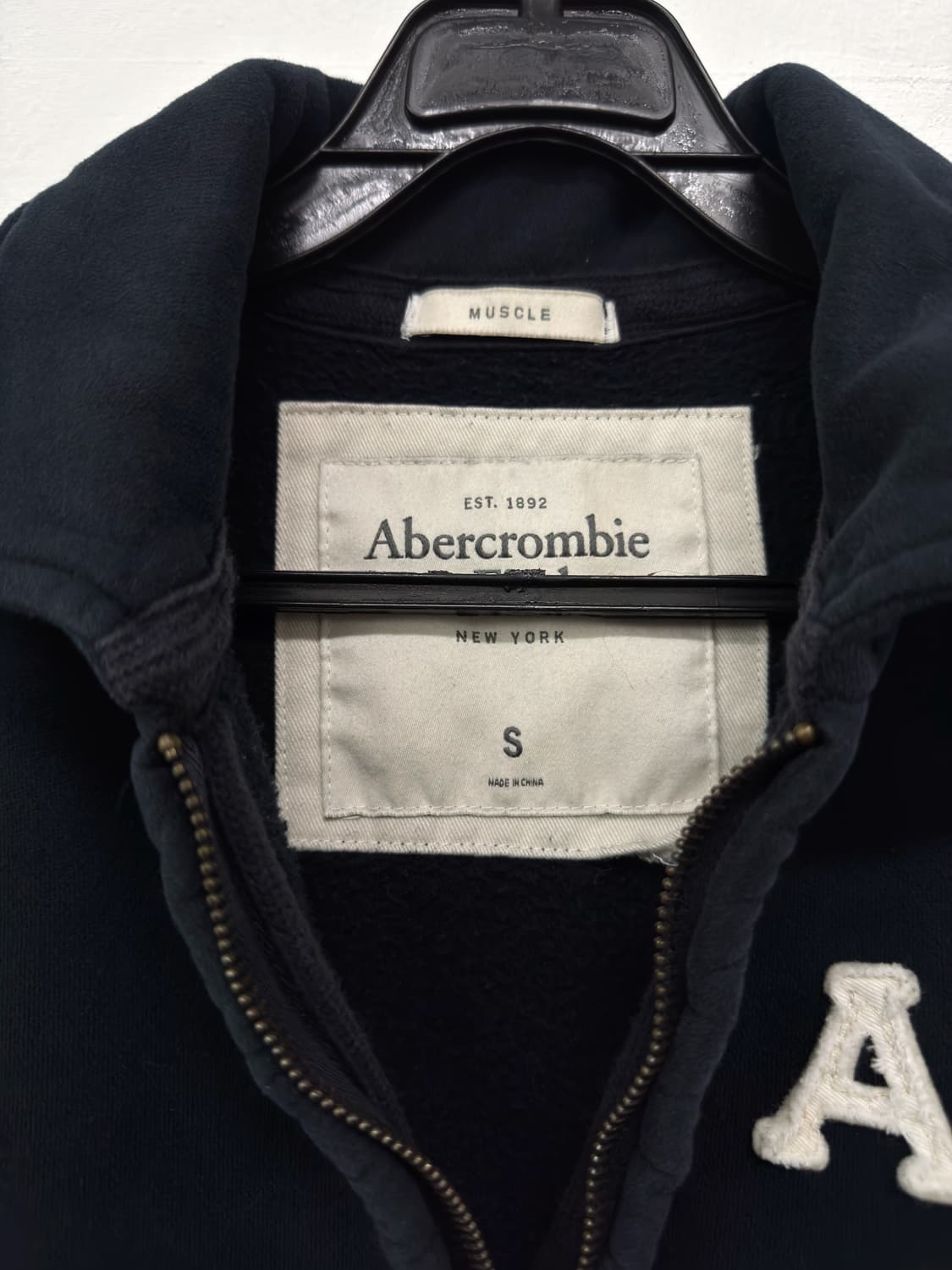 아베크롬비 반집업 맨투맨 상품이미지3