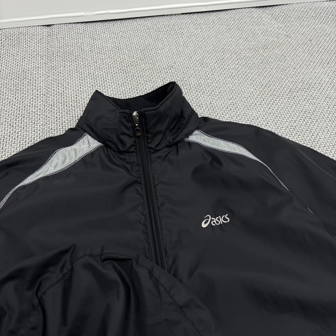  ASICS 바람막이 점퍼 상품이미지2