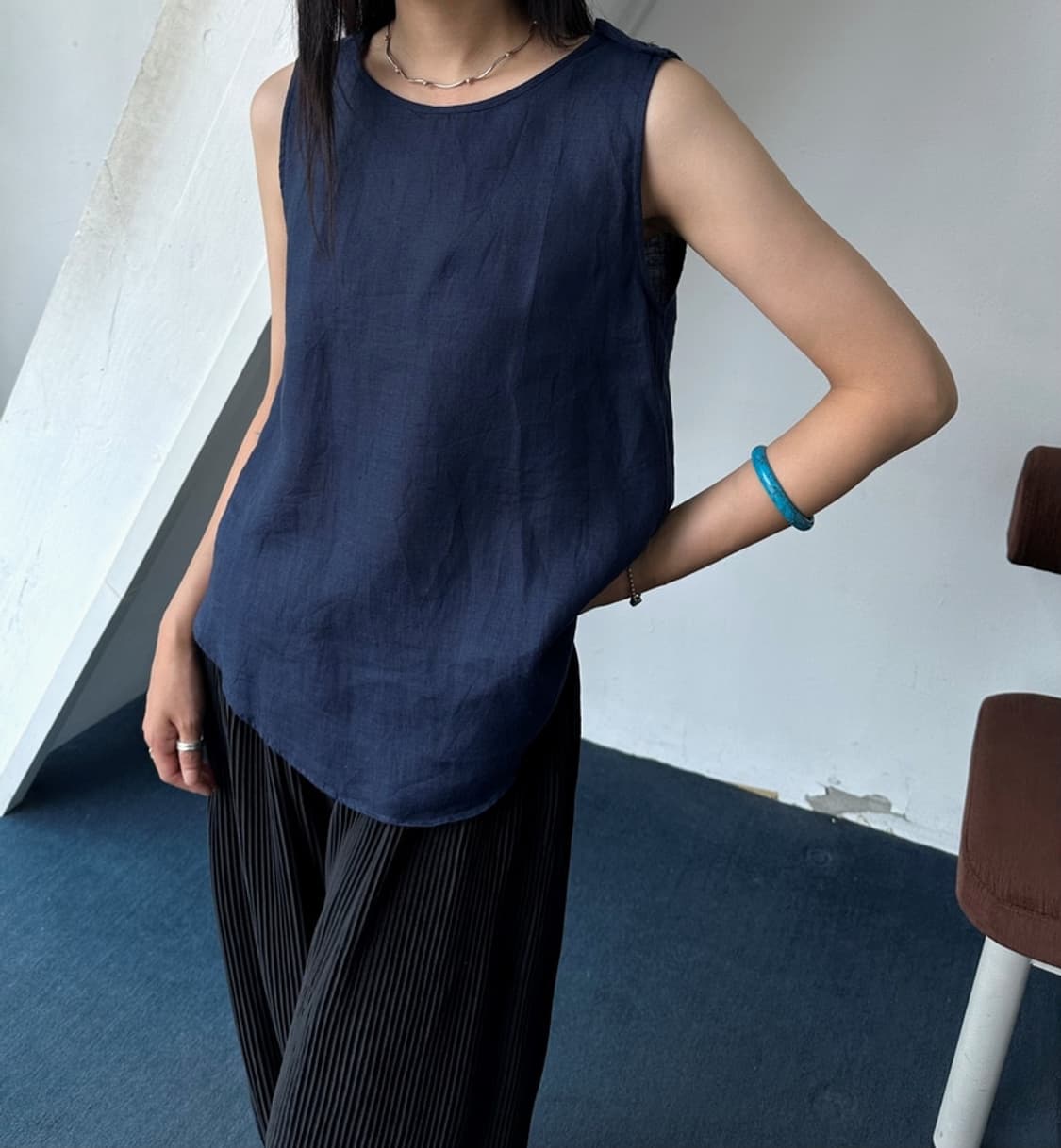Linen shoulder point sleeveles 상품이미지7
