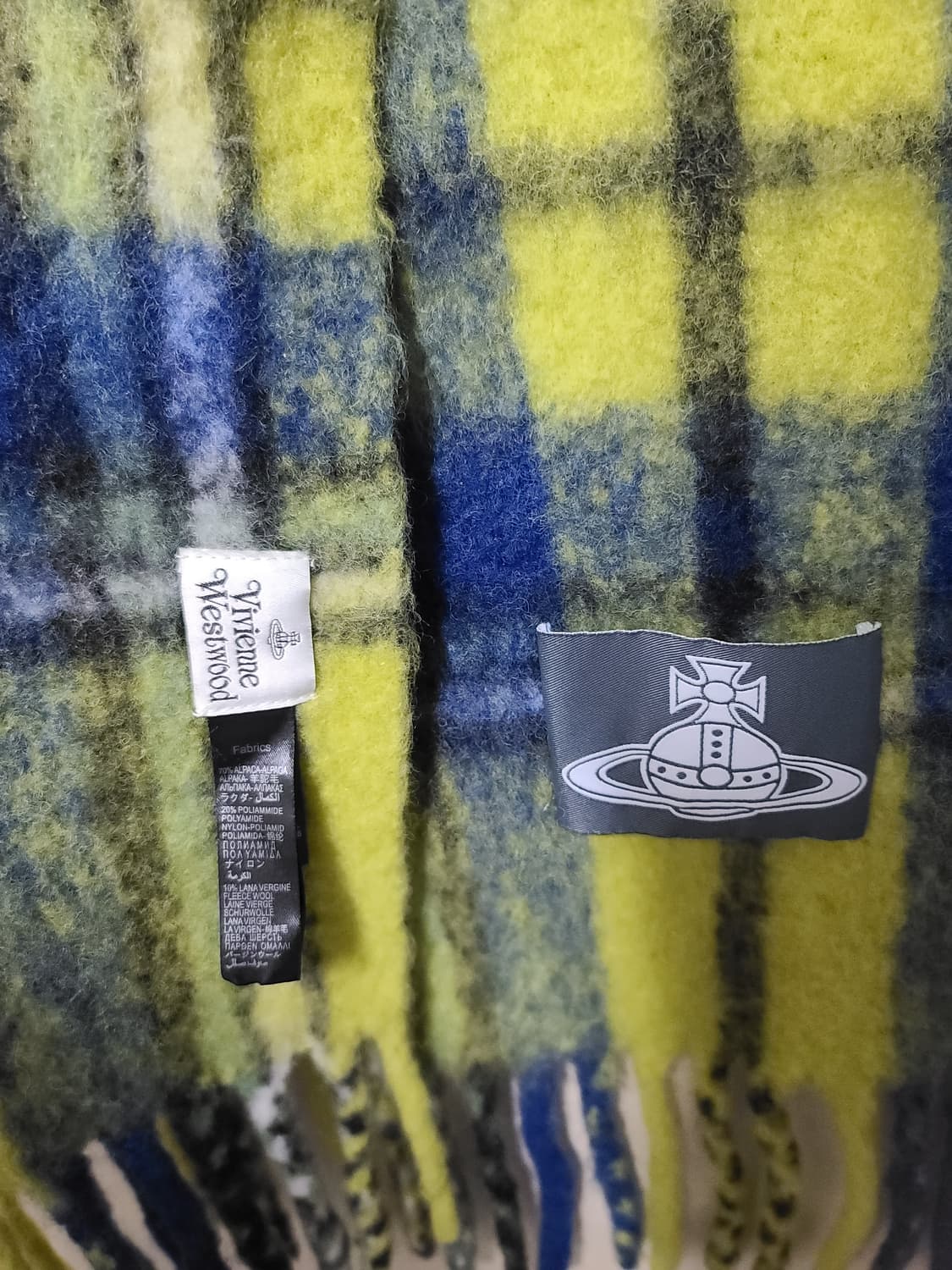 비비안웨스트우드 청키 타탄 머플러 상품이미지3