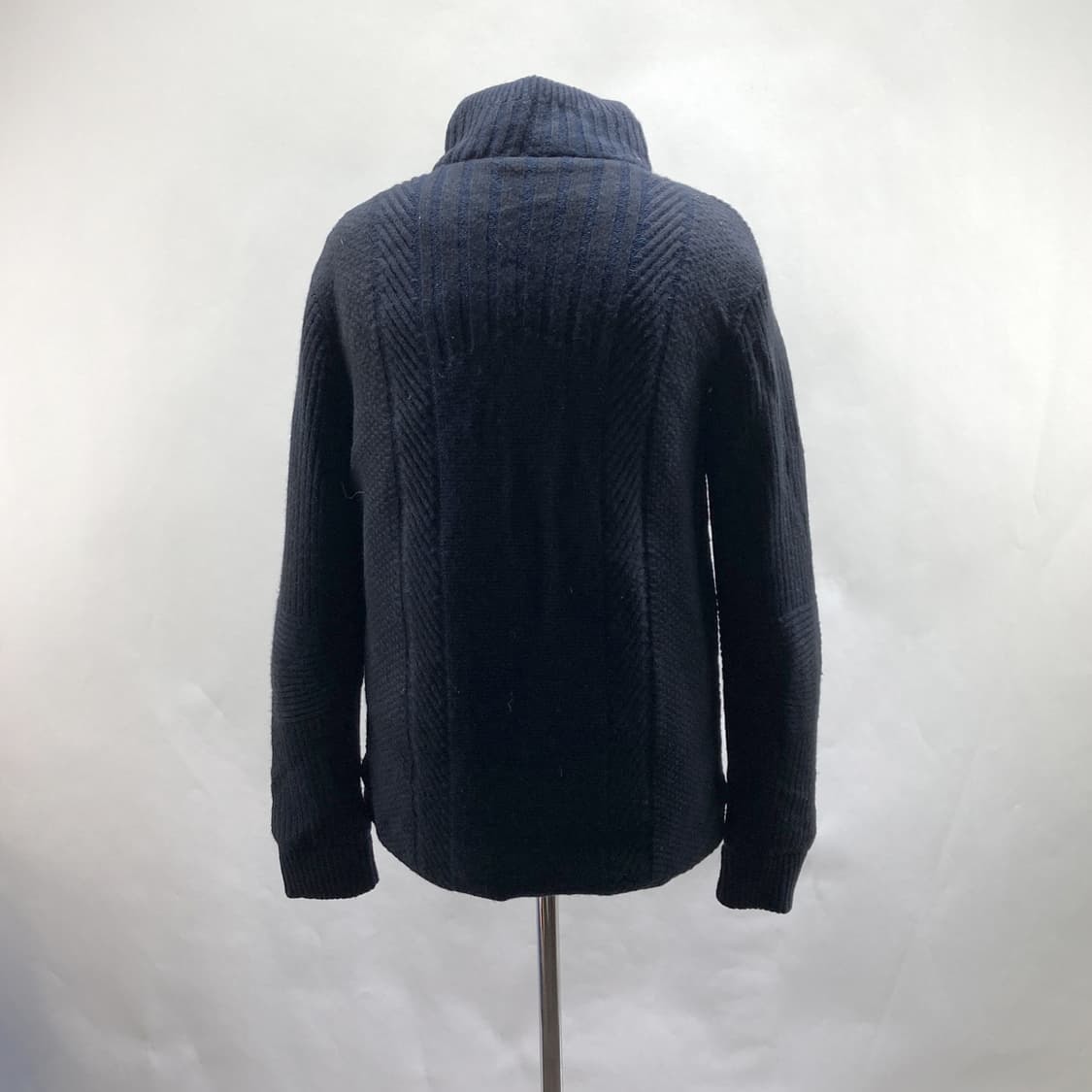 장미쉘바스키아 남 구스다운 니트패딩자켓 M  상품이미지3