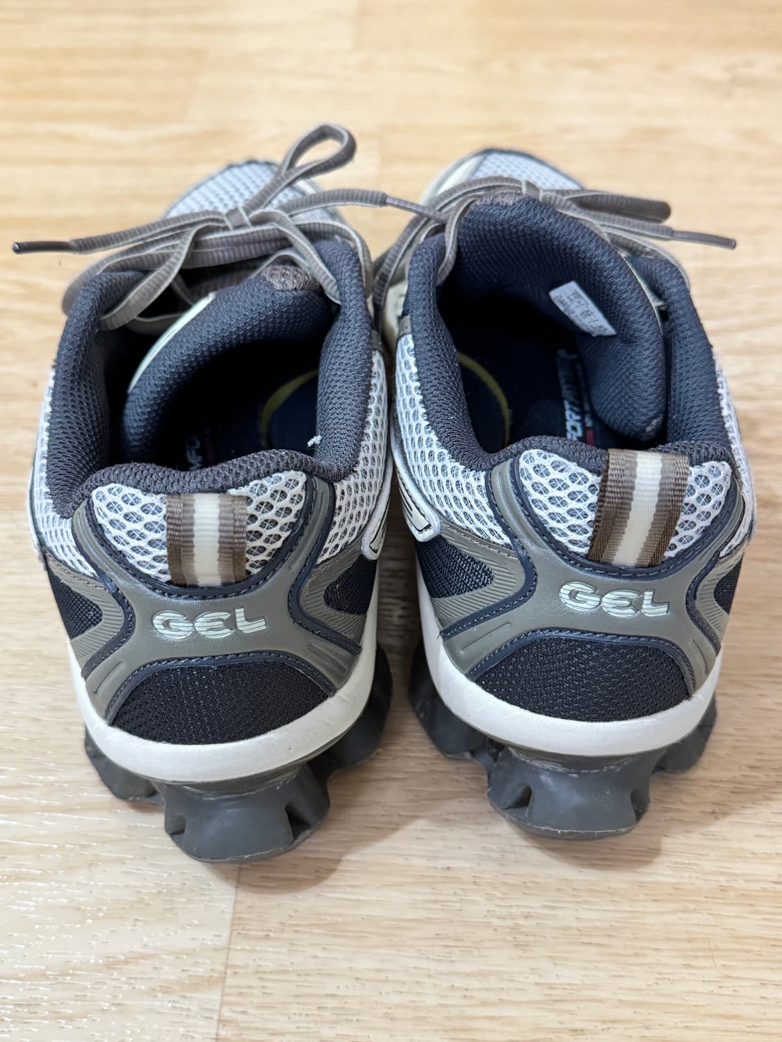 아식스 젤 퀀텀 키네틱 버치 다크타우페 265cm 상품이미지2