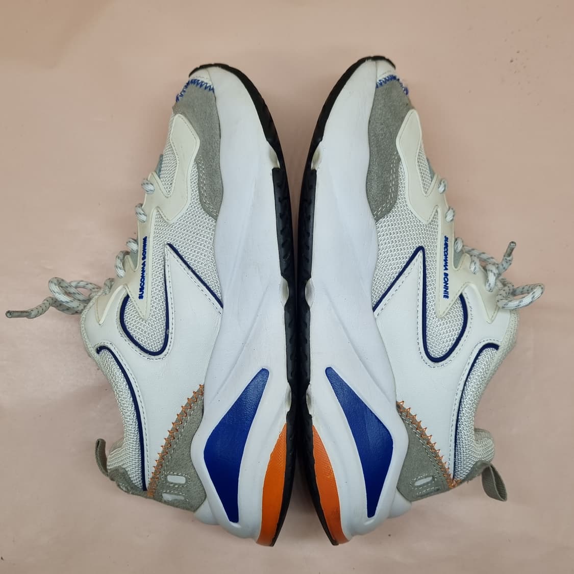 슈콤마보니 운동화 220 상품이미지5