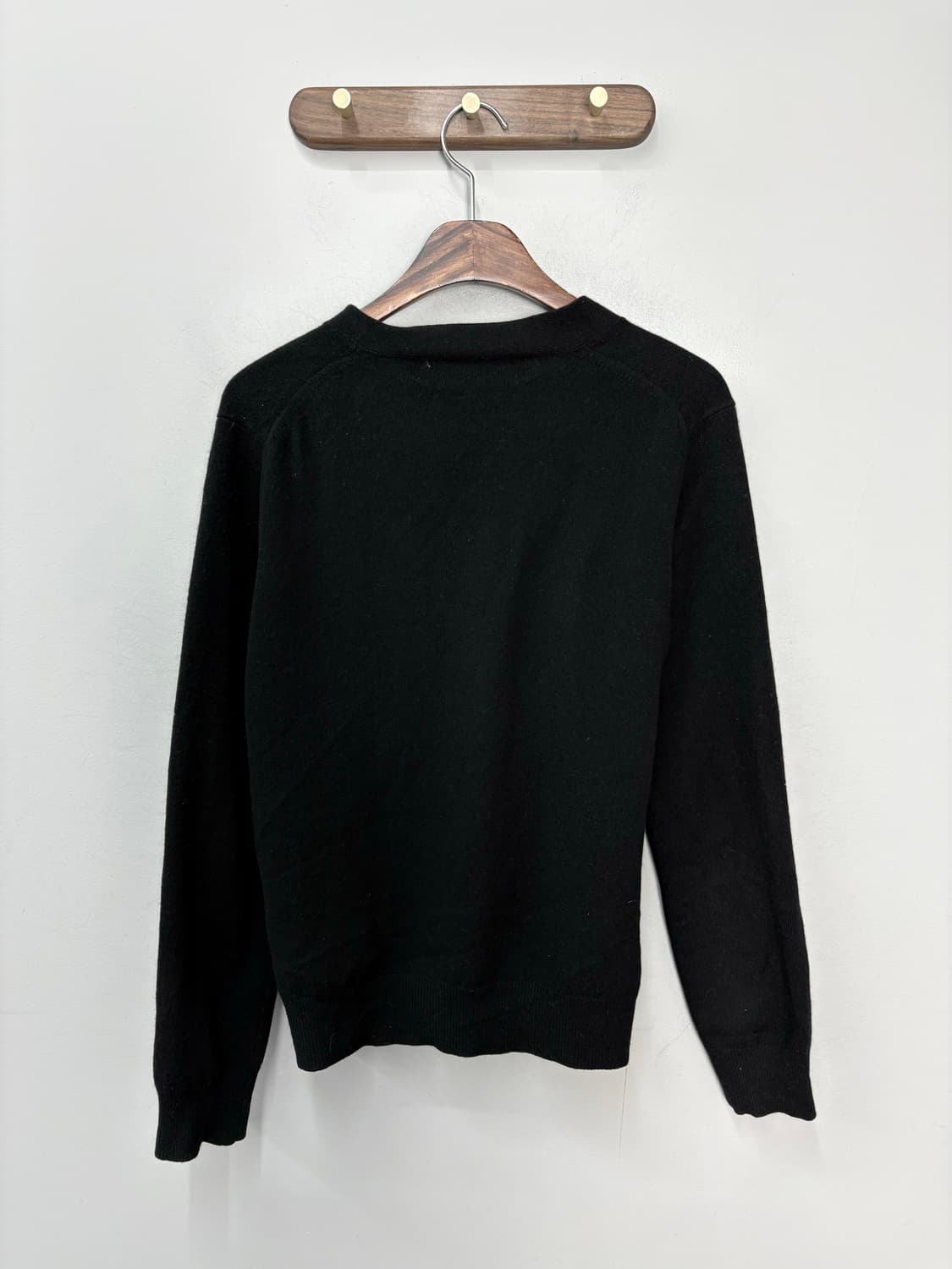 꼼데가르송 플레이 화이트 하트와펜 블랙 가디건 A3288 상품이미지5