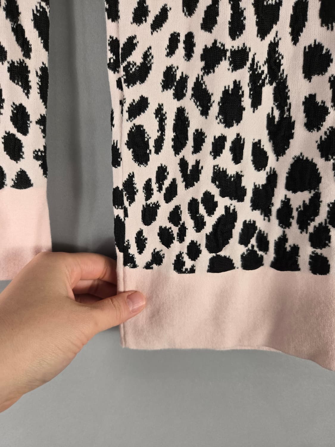 [무료배송]알렉산더맥퀸 XS 핑크 레오파드 8부 소매 니트 상품이미지5