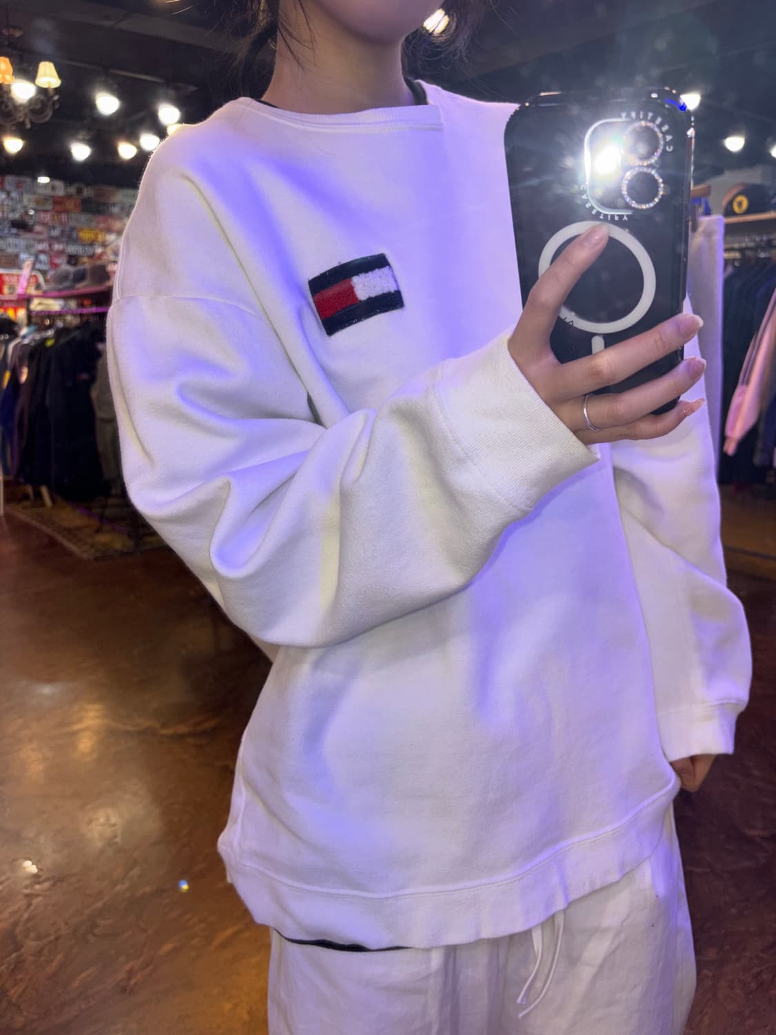 타미 힐피거 플래그 로고 크루넥 스웨트셔츠 상품이미지1