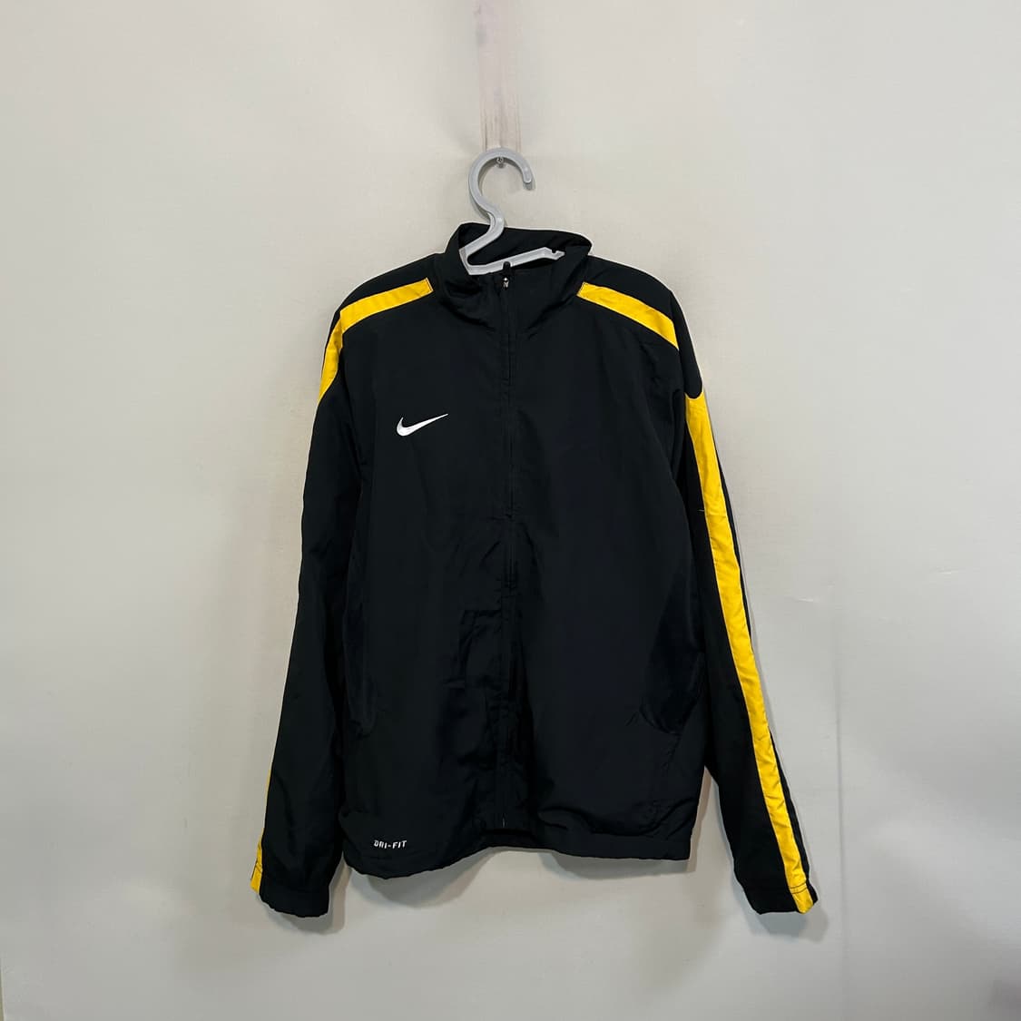 나이키 드라이핏 바람막이 100 상품이미지1