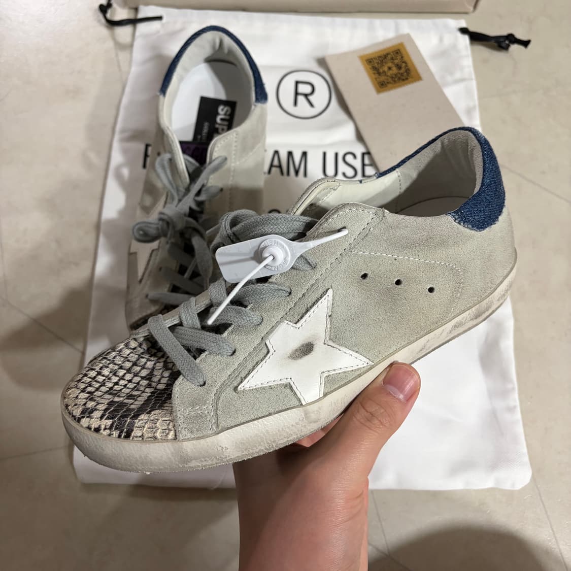 새상품(230)골든구스 슈퍼스타 스웨이드 블루 화이트 36 상품이미지4