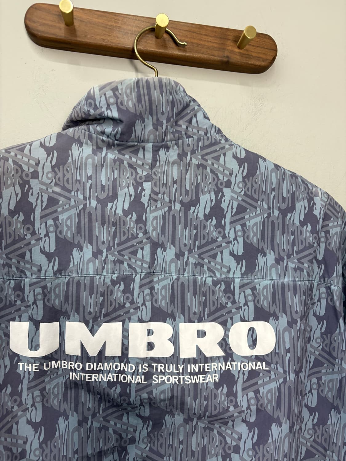 엄브로 스티릿 패턴 투웨이 올드스쿨 바람막이 자켓 A2795 상품이미지6