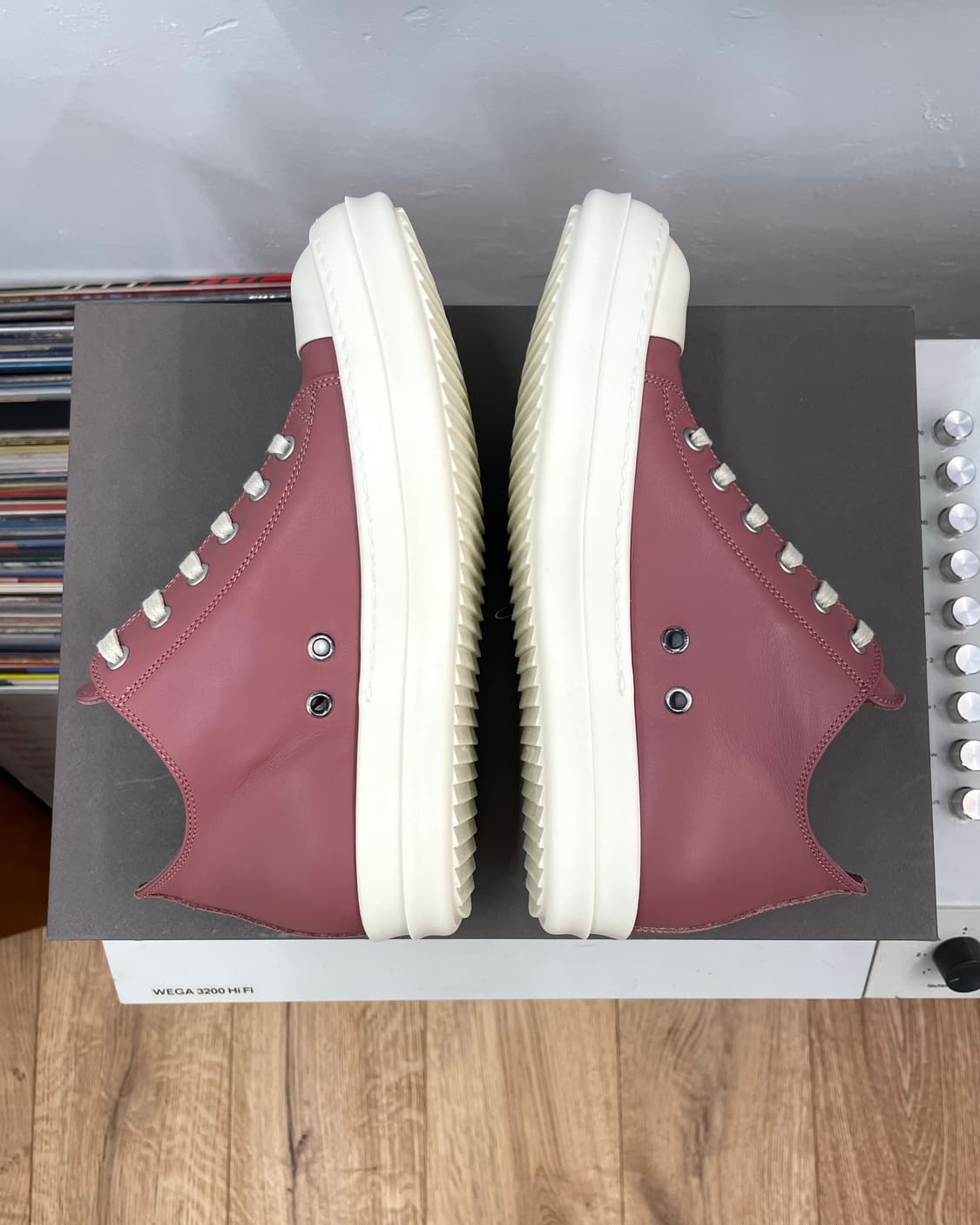 [240] 릭오웬스 핑크 라몬즈 로우 스니커즈 상품이미지4