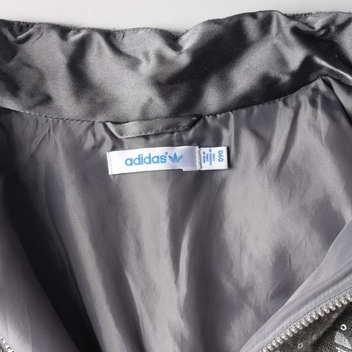 아디다스 스팽글 자수 로고 퀼팅 베스트 90 상품이미지6