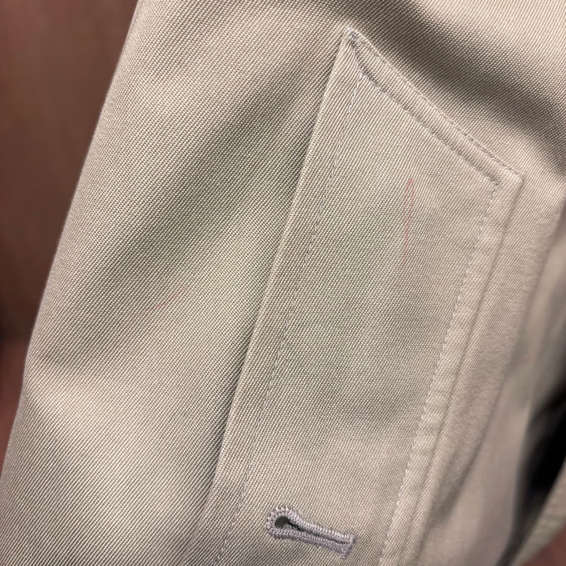 버버리 싱글 브레스티드 코트 노바 체크 안감 센터 벤트 디테일 베이지 상품이미지9