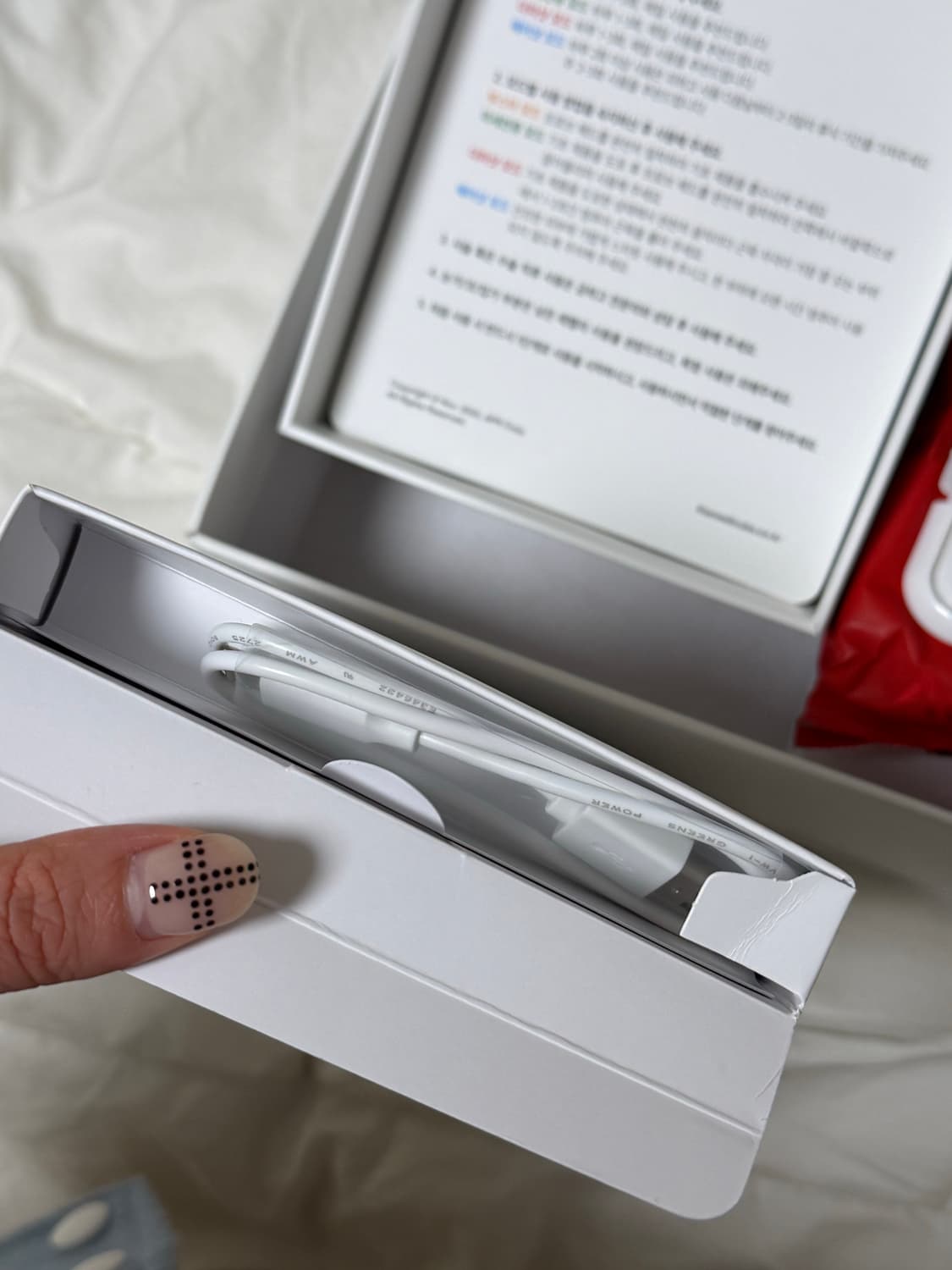 메디큐브 부스터프로 헬로키티 에디션  상품이미지4