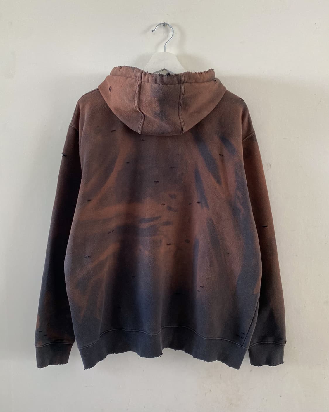 칼하트 디스트로이드 후드티 상품이미지2