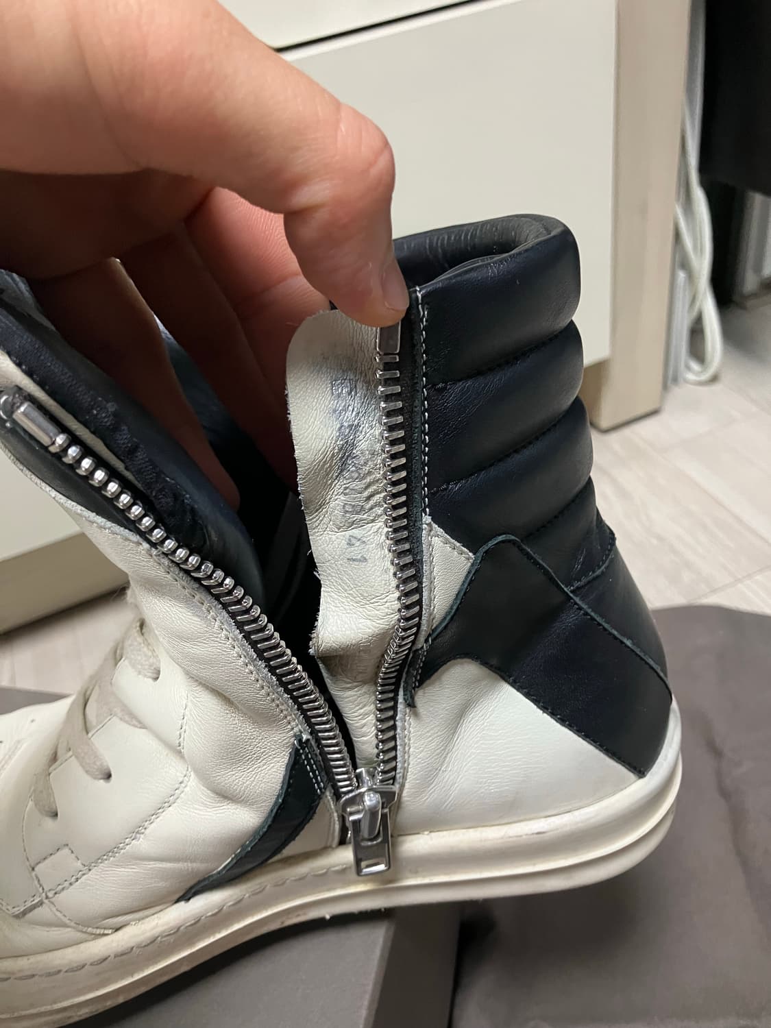 [41] 릭오웬스 지오바스켓 모노크롬 밀크블랙 상품이미지5