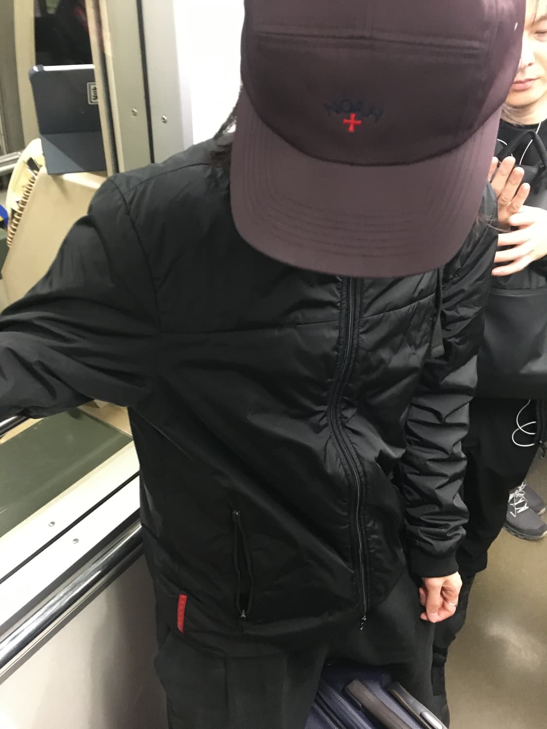 프라다 스포츠 하이넥 봄버 자켓 상품이미지2