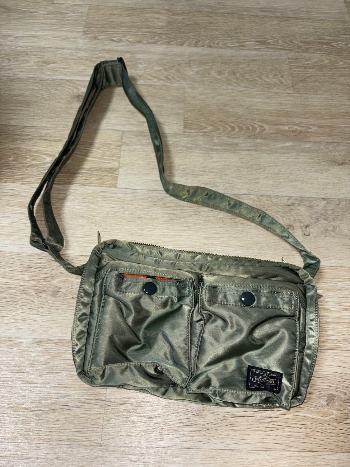 포터 올 뉴 탱커 슬링백 세이지 그린 상품이미지2